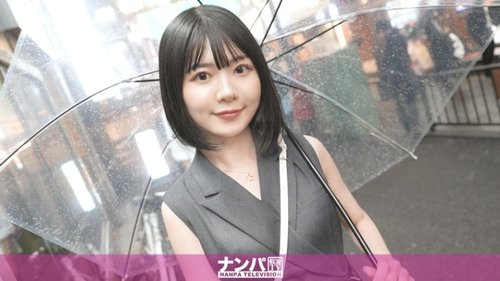 酒吧搭讪黑发辣妹，口交吞精，无码泄露！