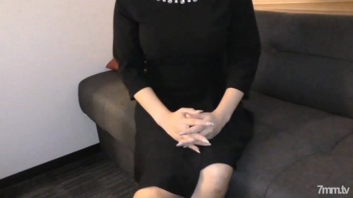 Big Tits MILF Needs Divorce Money - Uncensored Private Shoot