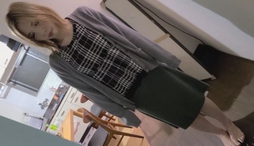 剖腹產熟女熱愛後入式，渴望上位搖臀享受乳白色液體！