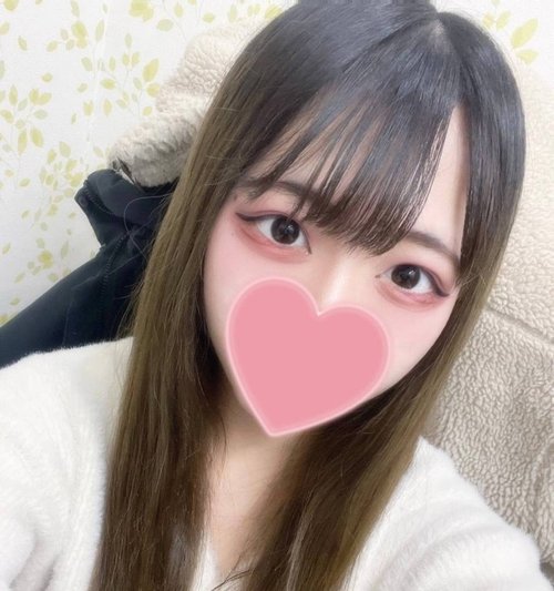 Gadis Amatur Comel 19 Tahun Creampie di Pejabat - Oral & Cunnilingus